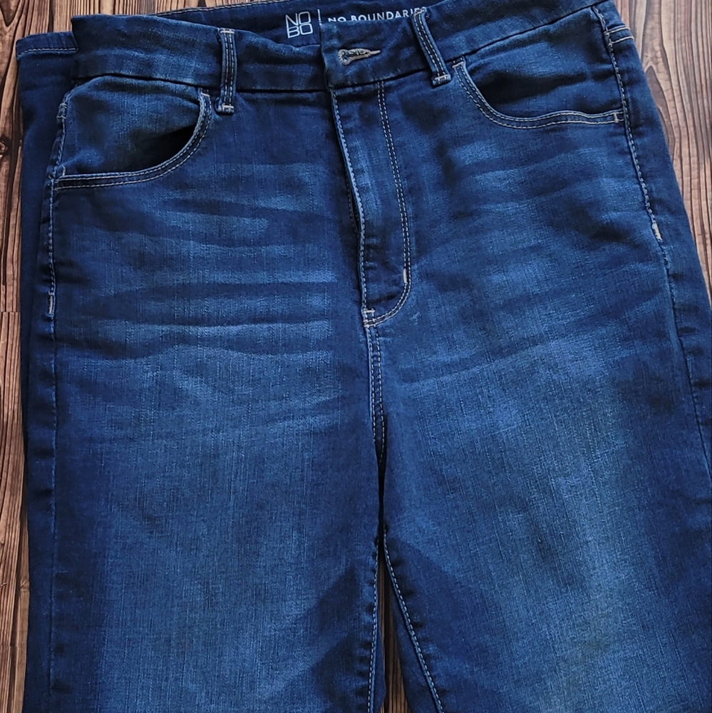 No Boundaries High Waisted Jeans Size 11 - Picture 6 of 7